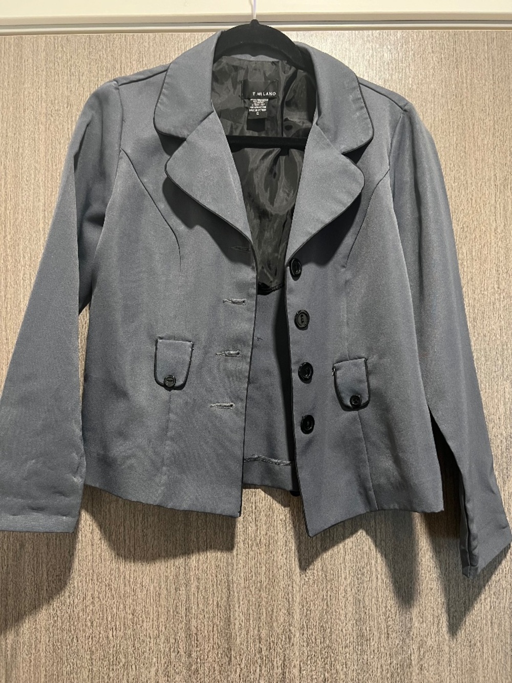 Thin business jacket size 6